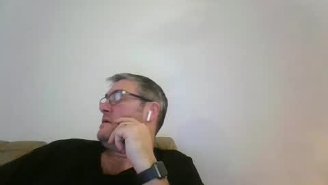 Snapshot of kevfromchat chatting on December 2024 02:33:01 PM kevfromchat online show from December 2024 02:33:01 PM