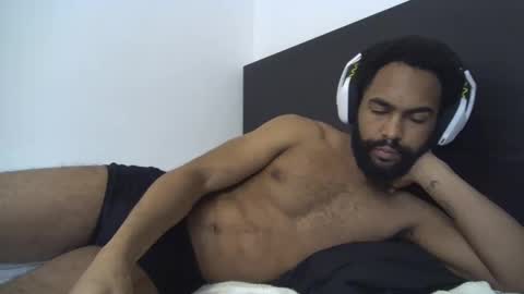 kevi4 online show from March 2025 09:05:02 AM