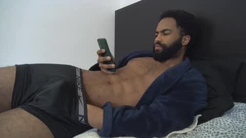 kevi4 online show from March 2025 10:30:02 PM