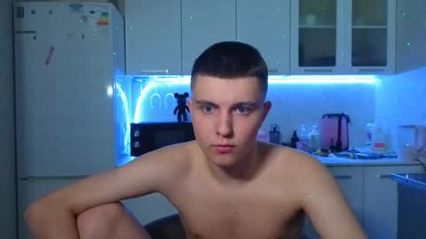 Snapshot of keviinx444 chatting on February 2026 07:00:02 PM Keva online show from February 2026 07:00:02 PM