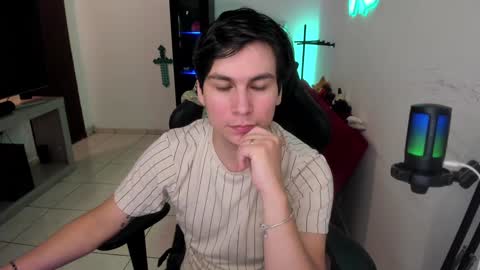 Kevin online show from December 2024 12:22:02 AM