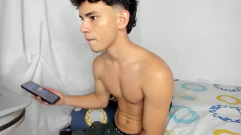 Snapshot of kevin_adrian01 chatting on May 2026 06:00:02 AM kevin_adrian01 online show from May 2026 06:00:02 AM