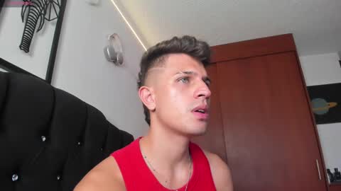 Kevin Ahs online show from November 2025 09:57:02 PM