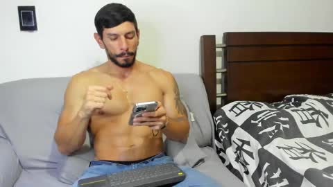 Snapshot of kevin_malone22 chatting on May 2026 02:40:01 AM kevin_malone22 online show from May 2026 02:40:01 AM