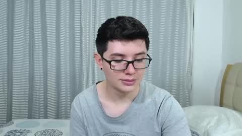 Kevin online show from November 2025 06:35:01 PM