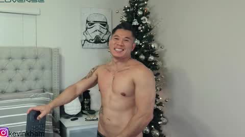 kevinkham online show from December 2025 11:02:01 PM