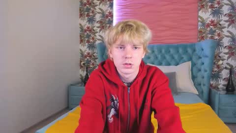 Kevin online show from October 2025 02:42:02 PM