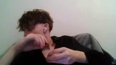 Snapshot of kevinmycroft chatting on January 2026 10:59:01 PM kevinmycroft online show from January 2026 10:59:01 PM