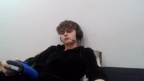 Snapshot of kevinmycroft chatting on January 2026 12:05:02 AM kevinmycroft online show from January 2026 12:05:02 AM