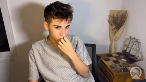 kevonly online show from April 2026 04:59:02 AM