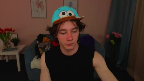 Snapshot of kevinstrike chatting on May 2026 12:04:01 AM kevinstrike online show from May 2026 12:04:01 AM