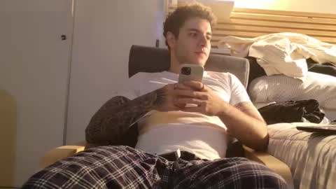 Kevin online show from December 2025 02:31:01 AM