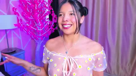 Keyla noa online show from November 2025 07:17:01 PM