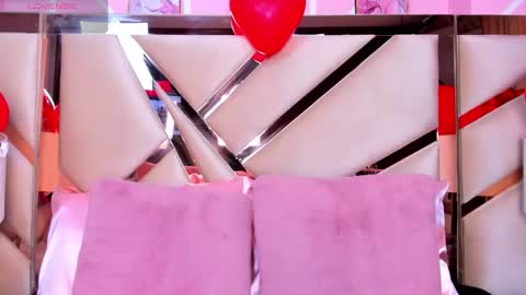 Keyla noa online show from February 2026 07:10:01 PM