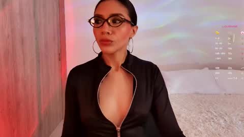 Snapshot of keylamiller1 chatting on May 2026 12:21:01 PM Keyla online show from May 2026 12:21:01 PM