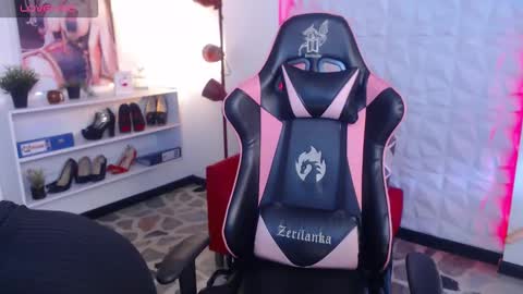 Snapshot of keylathomson chatting on September 2025 11:11:01 AM Keyla online show from September 2025 11:11:01 AM