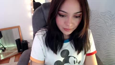 Liss online show from March 2025 03:48:02 PM