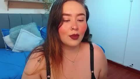 Snapshot of khalia_ chatting on June 2026 07:38:01 PM K H A I L A online show from June 2026 07:38:01 PM