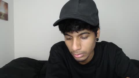 khevinlopezonig online show from November 2025 12:32:01 AM