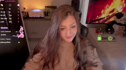 Snapshot of khionebesset chatting on February 2025 12:42:01 PM Khi.  online show from February 2025 12:42:01 PM