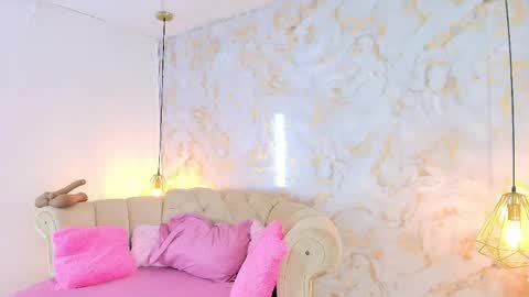Snapshot of khloeblake chatting on June 2026 11:49:02 AM Khloe online show from June 2026 11:49:02 AM