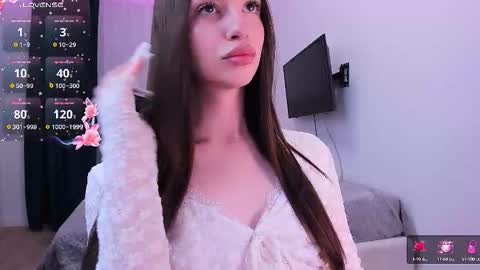 Khloe online show from September 2025 09:41:02 PM