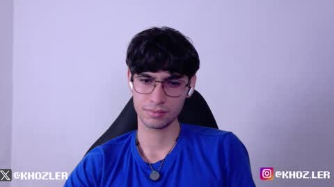 khozler_ online show from February 2026 02:53:01 AM