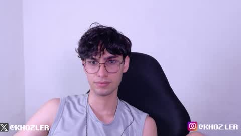 khozler_ online show from February 2026 04:38:02 AM