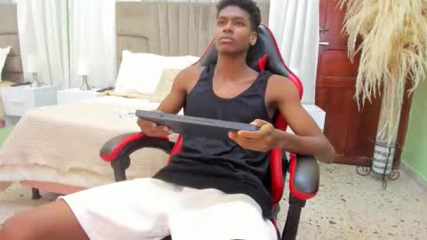 Snapshot of khris__evans chatting on January 2026 06:44:02 PM Kris Evans online show from January 2026 06:44:02 PM