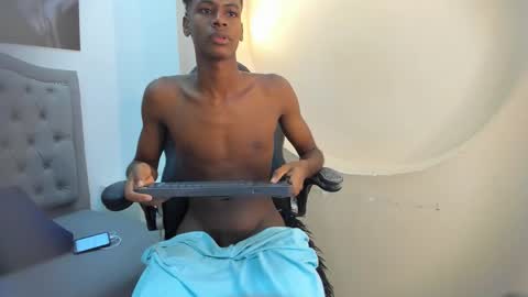 Snapshot of khris__evans chatting on January 2026 09:50:01 PM Kris Evans online show from January 2026 09:50:01 PM