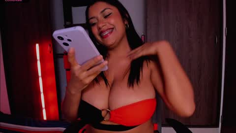 Snapshot of khris_secretary chatting on January 2025 11:08:01 PM khris online show from January 2025 11:08:01 PM