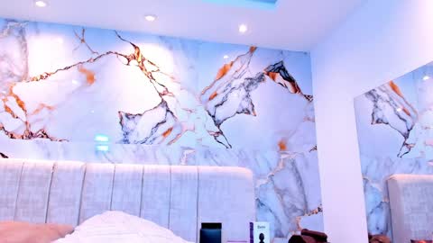    N         M online show from April 2026 04:05:02 PM