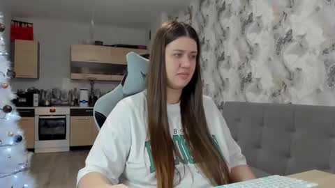 kianna_dior_ online show from December 2025 03:41:01 PM