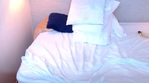 Kiara online show from December 2024 03:46:01 PM