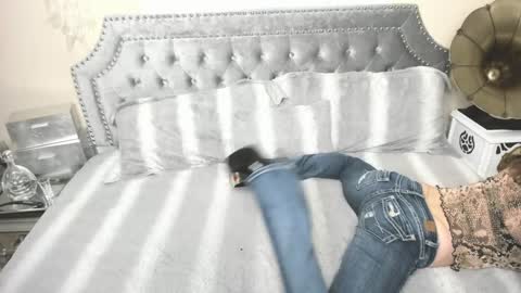 Kia Rose online show from December 2024 07:11:02 AM