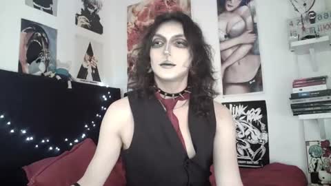 Snapshot of kiiller_queen chatting on July 2026 05:40:02 PM kenny online show from July 2026 05:40:02 PM