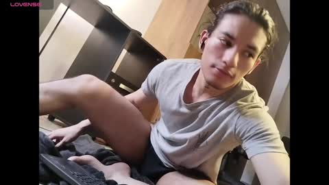 Snapshot of kikeruiz_19 chatting on December 2024 04:42:01 PM kikeruiz 19 online show from December 2024 04:42:01 PM