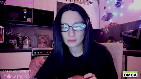 Kiki online show from February 2026 10:41:01 PM