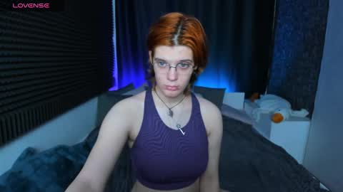 Kiki online show from December 2024 10:06:02 AM