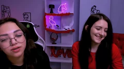 kiki_swan online show from March 2025 08:20:02 PM