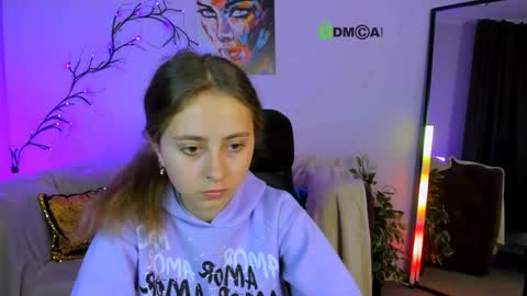 kiki_swan online show from September 2025 05:56:01 AM