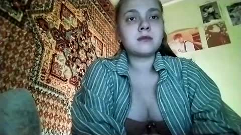 kikibang_ online show from March 2026 07:25:01 PM