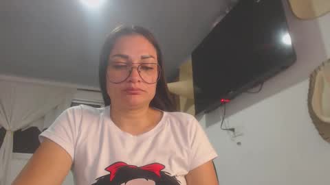 Snapshot of killey_saints chatting on June 2026 01:22:01 AM killey online show from June 2026 01:22:01 AM