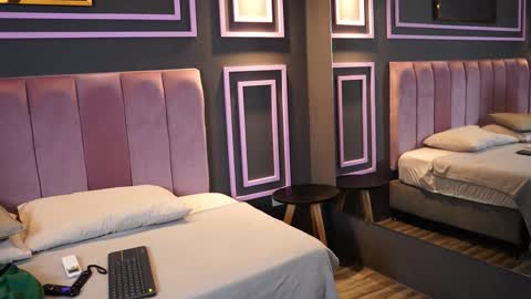 Kim online show from February 2026 12:53:02 PM