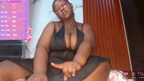 Snapshot of kim_brown2 chatting on May 2026 02:38:01 AM Kim Follow me please online show from May 2026 02:38:01 AM
