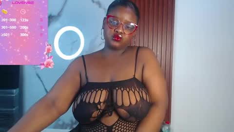 Snapshot of kim_brown2 chatting on May 2026 03:01:02 AM Kim Follow me please online show from May 2026 03:01:02 AM