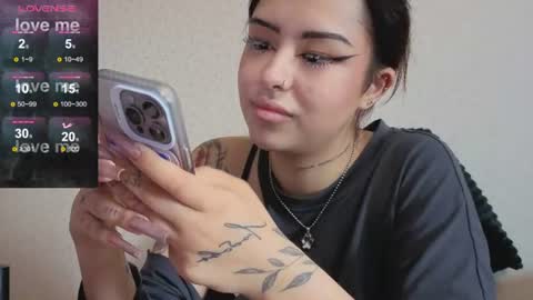 Snapshot of kim_brownie chatting on July 2026 06:27:01 AM Kim online show from July 2026 06:27:01 AM