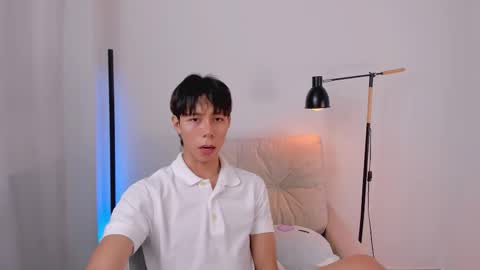 Kim Lian online show from February 2026 12:26:01 PM