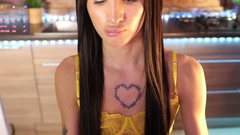 Kim Oberlin online show from February 2025 02:52:01 PM