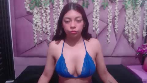 kim_sweet_69 online show from November 2025 12:15:02 PM